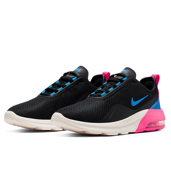 Nike Shoes - NEW Nike Air Max Motion